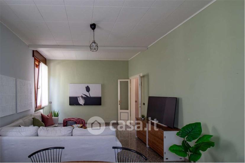 Villa in Via IV Novembre — foto 3 di 60