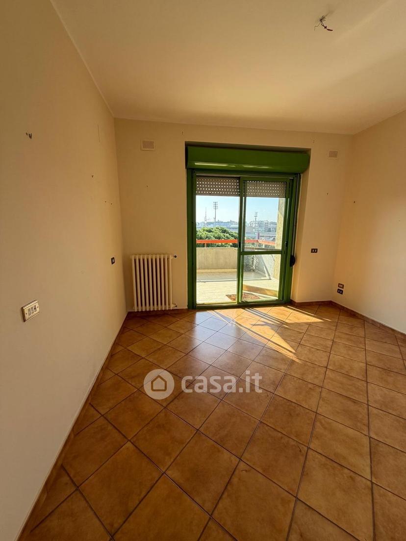 Quadrilocale in Via Gian Domenico Romagnosi 4 — foto 11 di 26