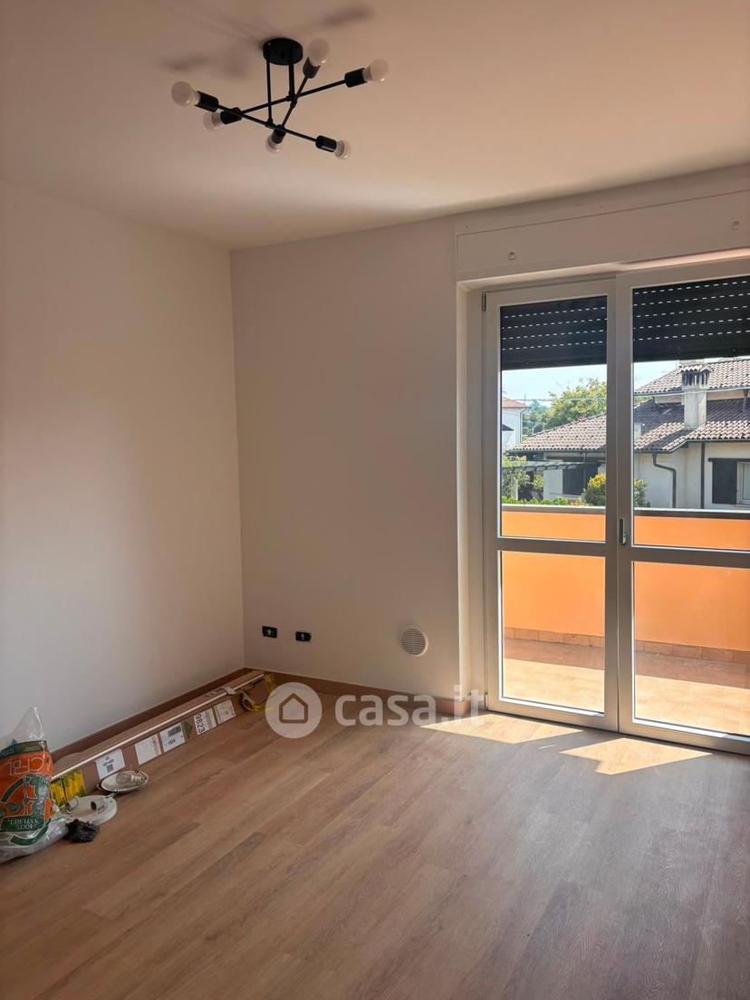 Trilocale in Via G. Pascoli 6 — foto 6 di 16