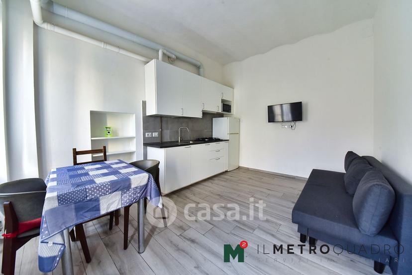 Bilocale in Via C. Battisti 6 — foto 4 di 12