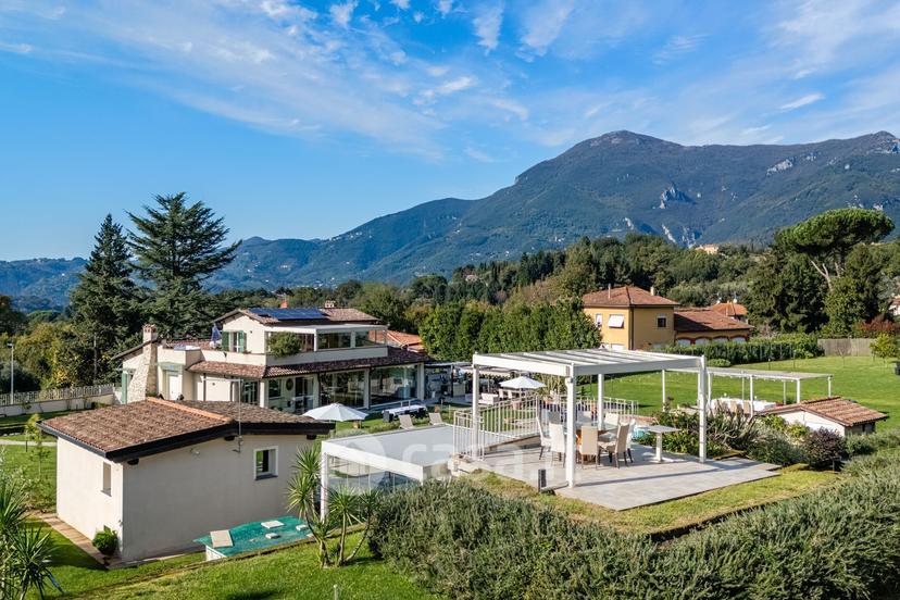 Villa in Via della Costa 72 — foto 21 di 39