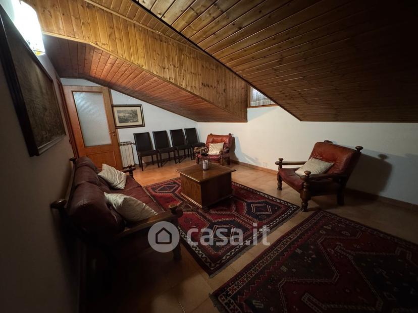 Villa in Via Vecchia di Pozzolo — foto 2 di 36