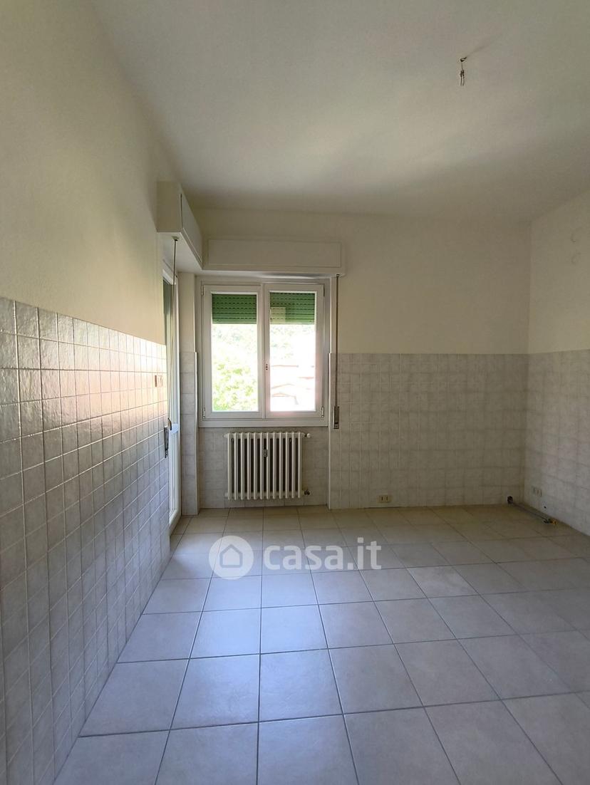 Trilocale in Via F. Petrarca — foto 8 di 25