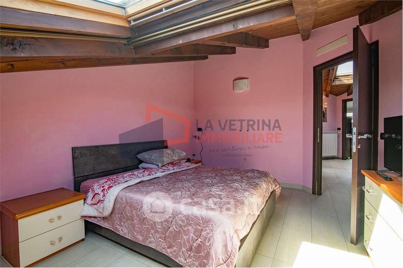 Quadrilocale in Via Laghetto 6 — foto 18 di 39
