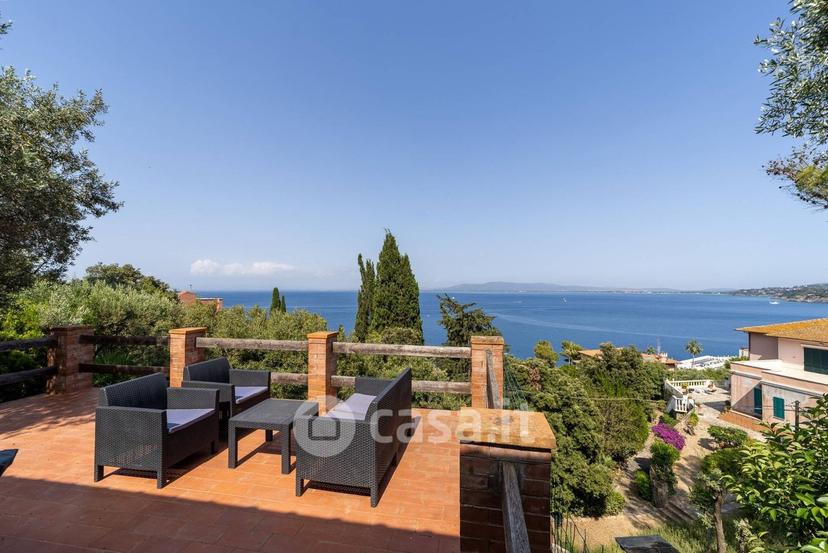 Villa in Via dei Fari 1 — foto 29 di 46