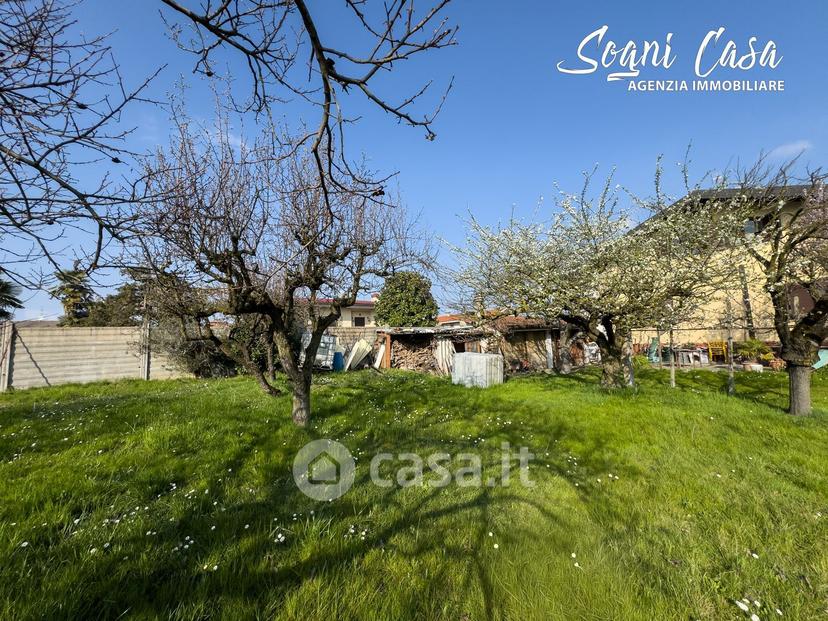 Villa in Via Sempione — foto 2 di 48