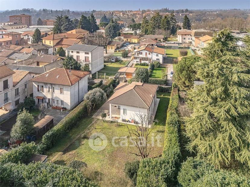 Villa in Via IV Novembre 16 — foto 15 di 23