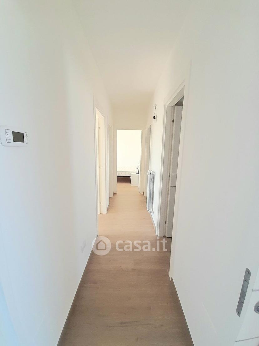 Appartamento in Via Mario Ronzini — foto 29 di 51