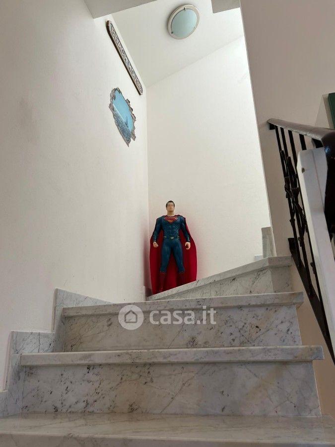 Villa in Via Giuseppe Viner — foto 15 di 36