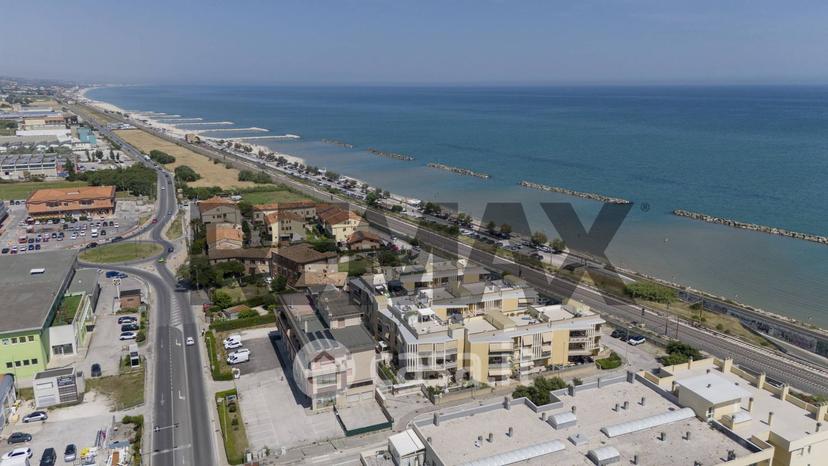 Appartamento in Via dei Gabbiani 50 — foto 2 di 69