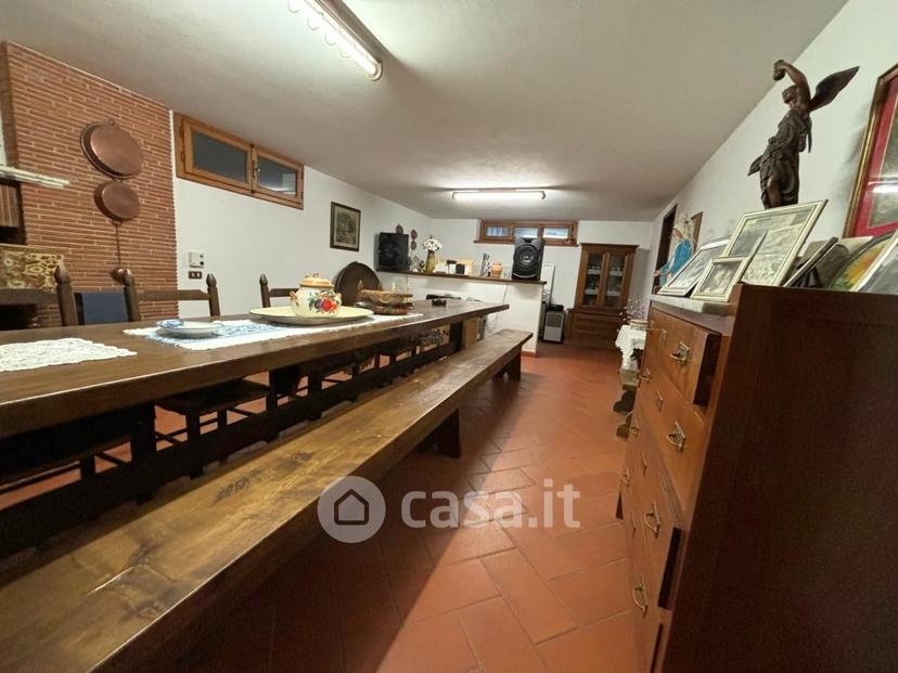Villa in Via Romboni 55041 — foto 23 di 32