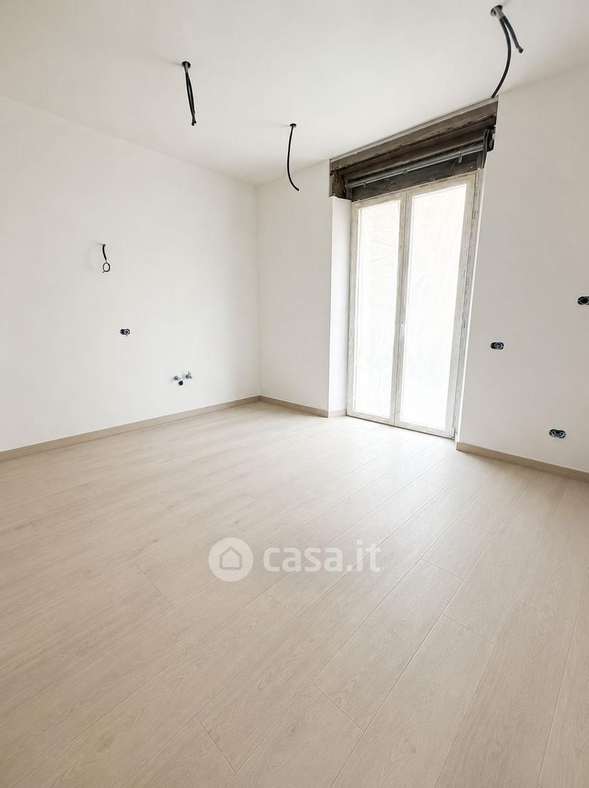 Bilocale in Via Milano — foto 16 di 32