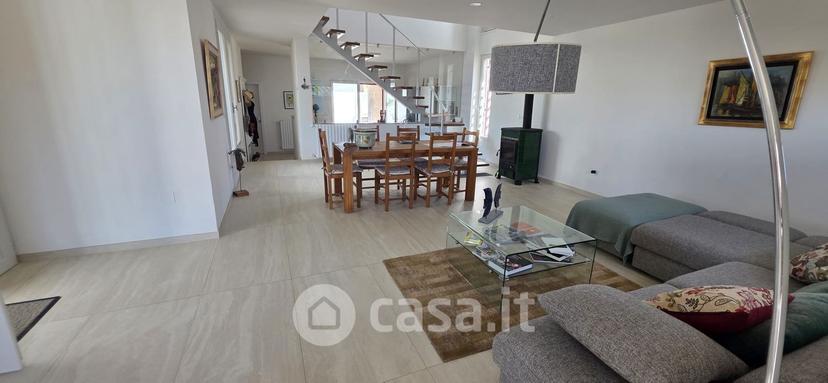 Villa in Via 31 15 — foto 8 di 52