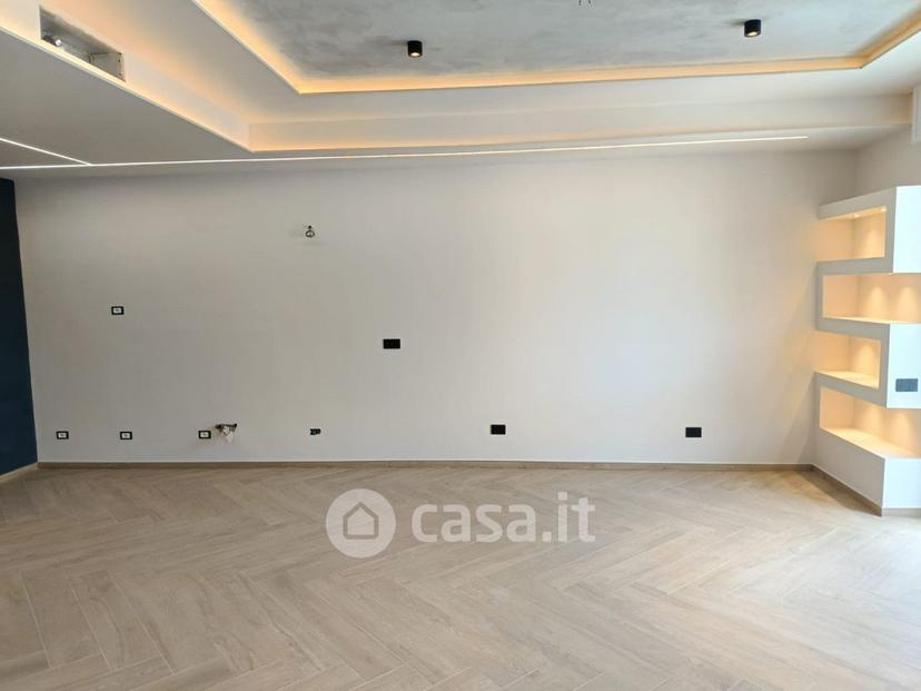 Quadrilocale in Via Facino Cane 15 — foto 32 di 41