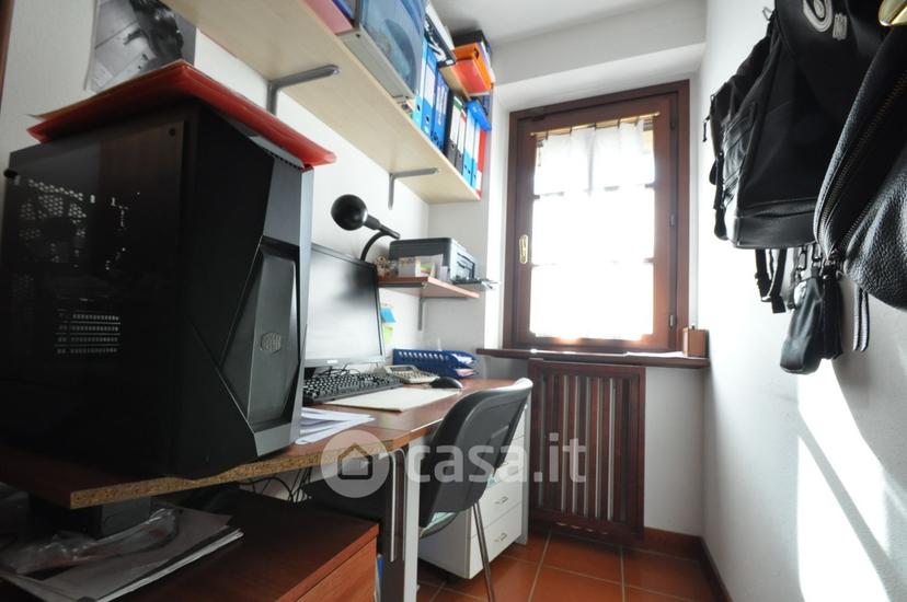 Villa in Via Leonardo da Vinci 35 — foto 2 di 42