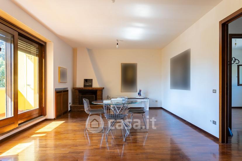 Trilocale in Via Ugo Foscolo 12 — foto 37 di 41