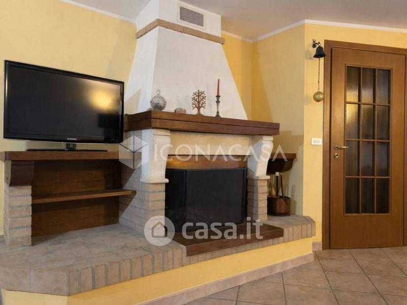 Villa in Via Luigi Polacchi — foto 14 di 34
