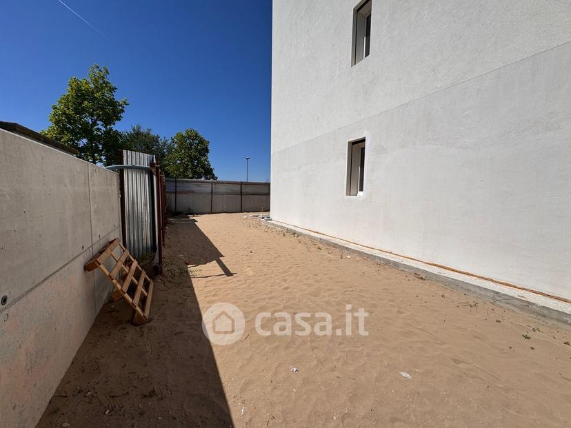 Trilocale in Via Udine 25 — foto 29 di 37