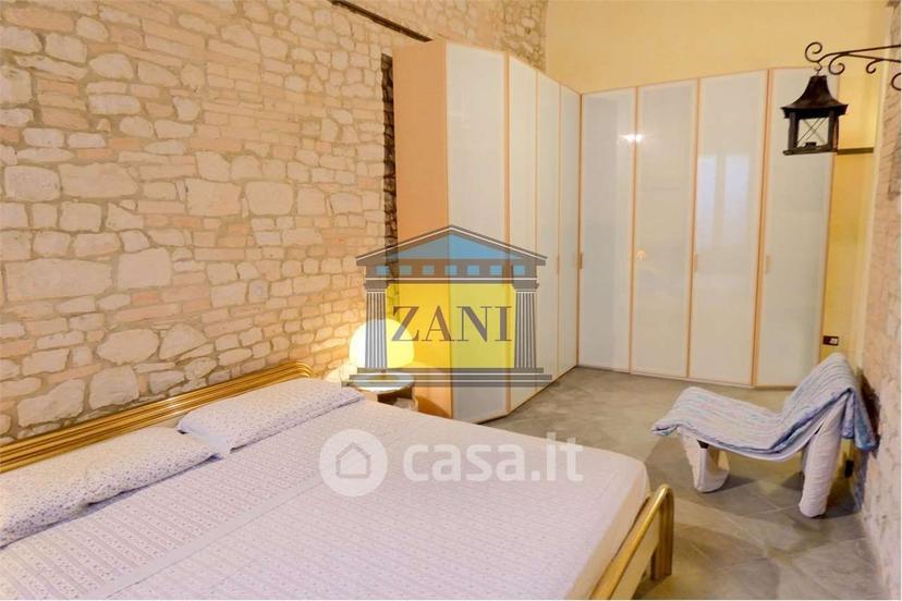 Bilocale in Via Romagnosi 9 — foto 18 di 23