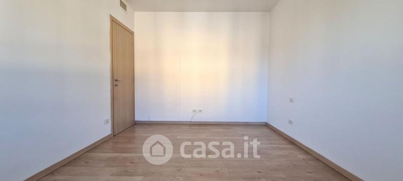 Trilocale in Piazzetta Risorgimento 1 — foto 8 di 13