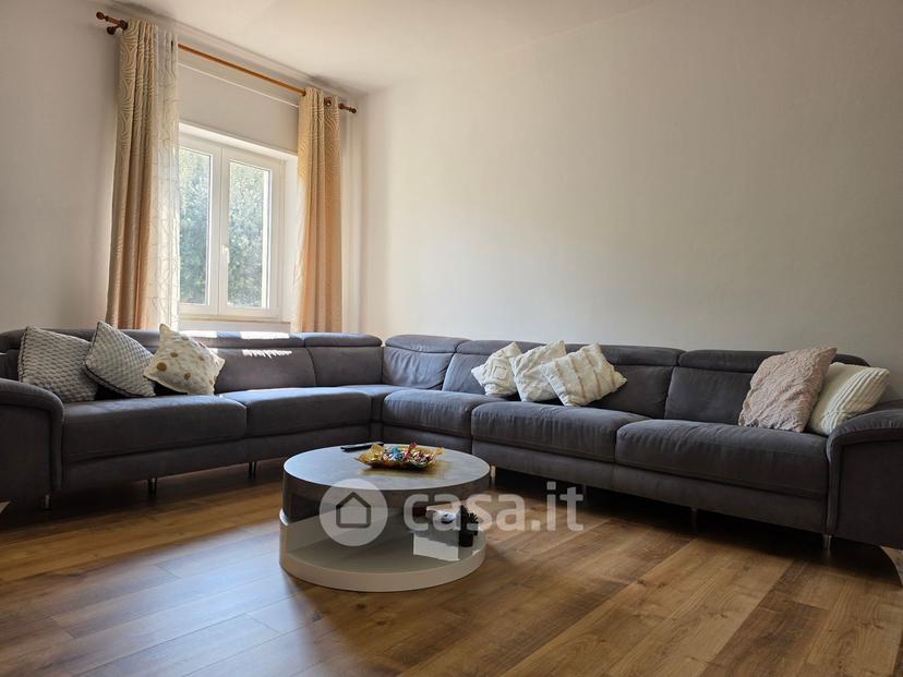 Trilocale in Via Cesare Battisti — foto 6 di 53