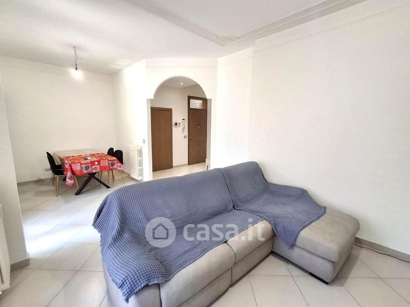 Quadrilocale in Via Mincio — foto 2 di 32