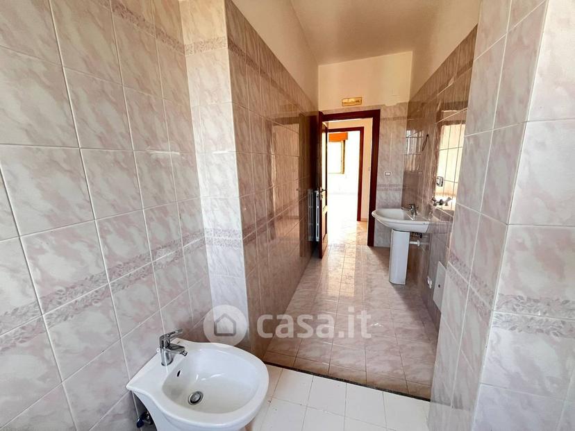 Appartamento in Via Eugenio Montale — foto 22 di 59