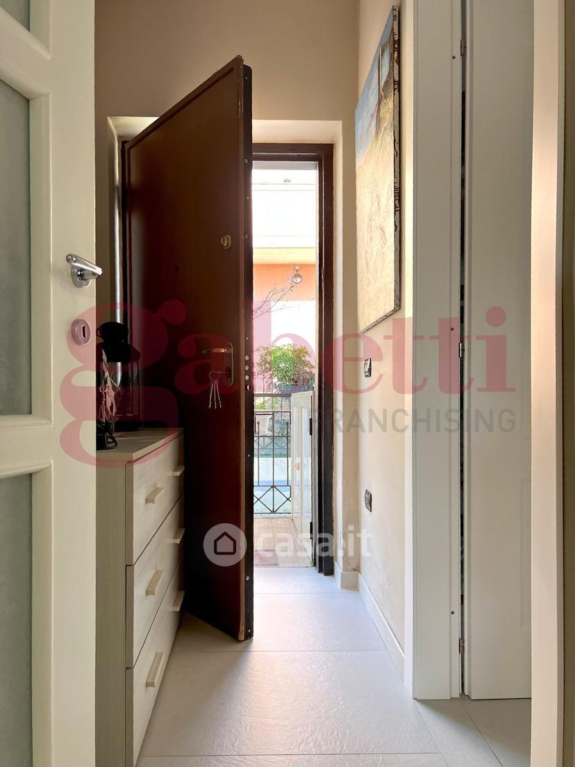 Villa in Via Vigne Vecchie — foto 2 di 49