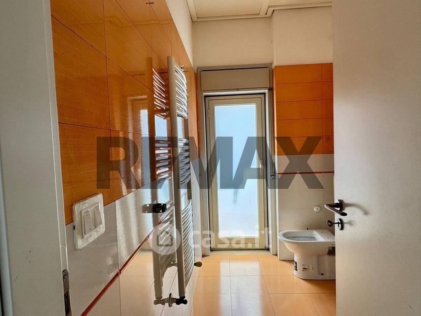 Trilocale in Via Duca degli Abruzzi 46 — foto 29 di 35