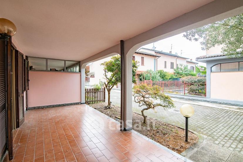 Villa in Via Roma 97 — foto 15 di 47