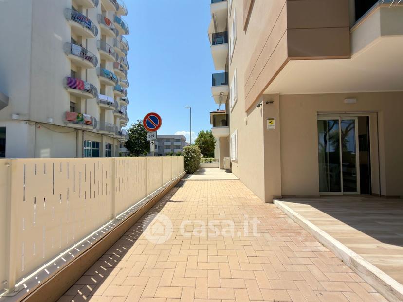 Trilocale in Viale Guglielmo Marconi 170 — foto 20 di 50