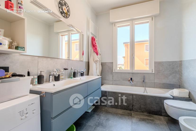 Trilocale in Via Giovanni Pascoli 8 — foto 26 di 28