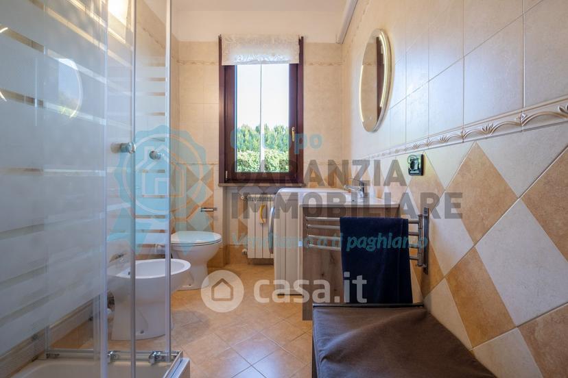 Trilocale in Via della Valle 34 — foto 21 di 36