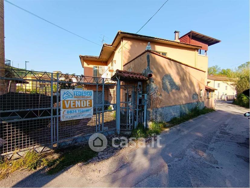 Villa in Via Paolo VI Papa — foto 27 di 33