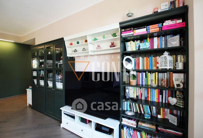 Trilocale in Via Toscani 8 — foto 13 di 32