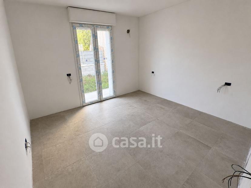 Trilocale in Via Petrarca — foto 6 di 18