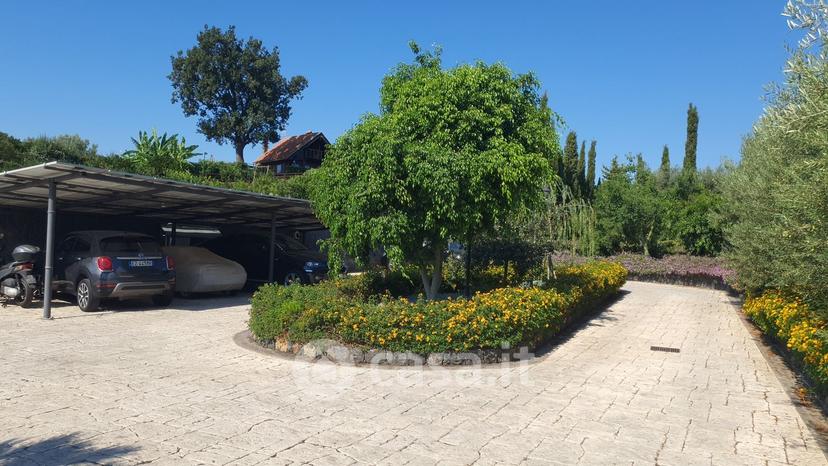 Villa in Via Brinzio 20 — foto 32 di 36