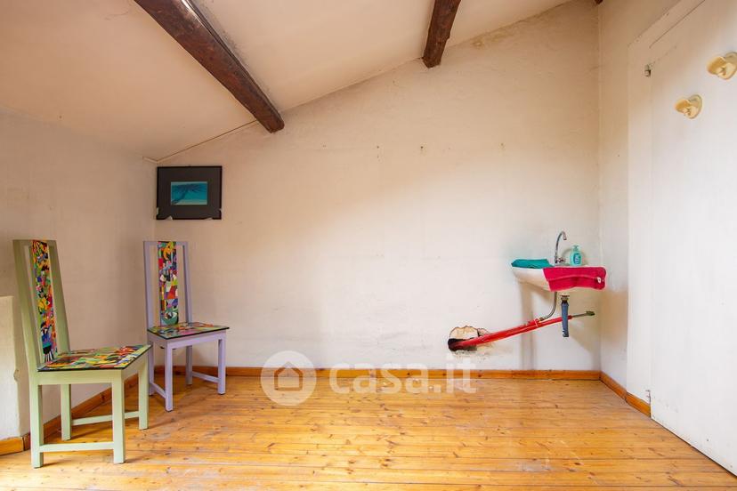 Trilocale in Via Fratelli Bronzetti 16 — foto 5 di 54