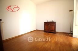 Trilocale in Via della Costituzione