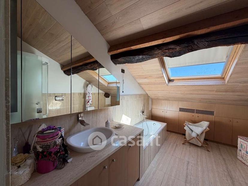 Appartamento in Via XX Settembre 23 — foto 23 di 50