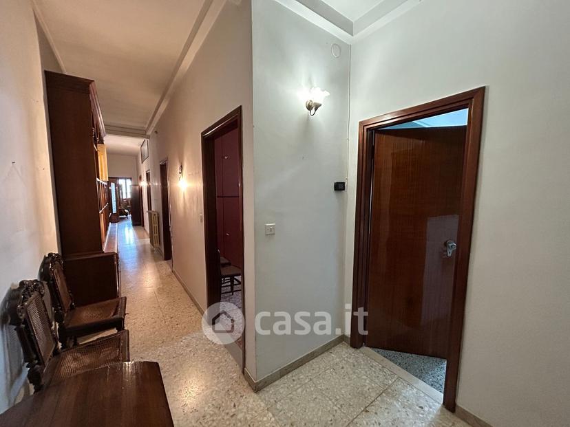 Appartamento in Via Imperatore Adriano — foto 30 di 39