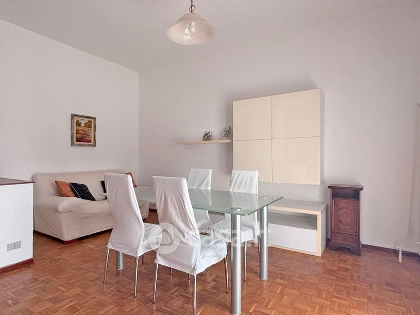 Bilocale in Via Emilia — foto 6 di 13