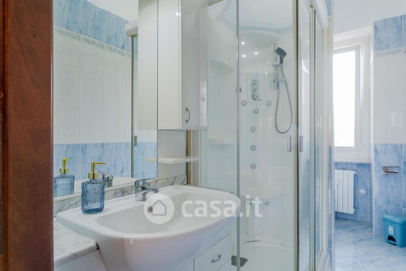 Stanza in Corso Peschiera 335 — foto 17 di 49