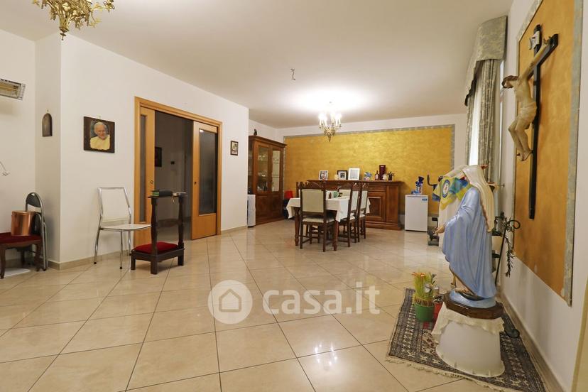 Quadrilocale in Viale Italia — foto 11 di 35
