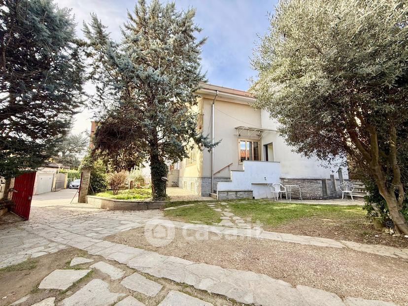 Villa in Via Giuseppe Parini 5 — foto 72 di 86