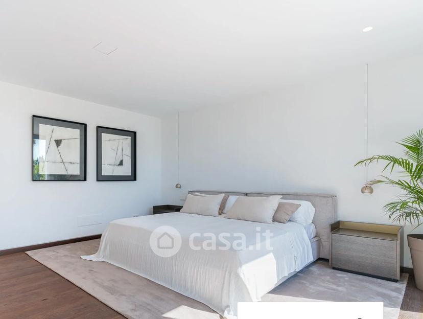 Villa in Via Vanzetti 69 — foto 3 di 44