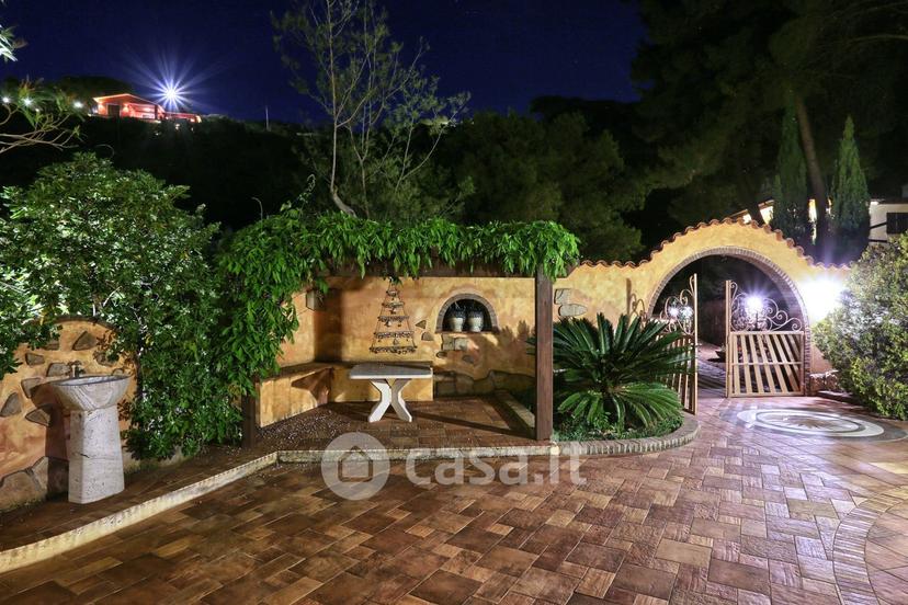 Villa in Morcone — foto 41 di 42
