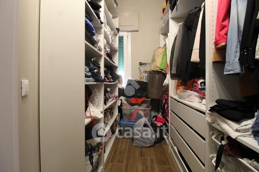 Trilocale in Via Vercelli 3 — foto 8 di 30