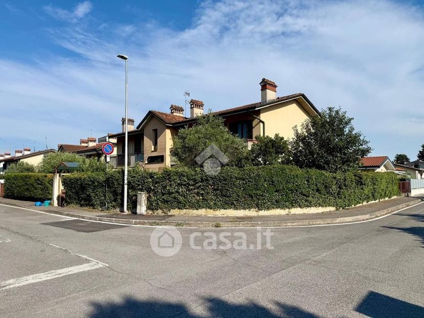 Bilocale in Via Giuseppe Ungaretti 19 — foto 6 di 23