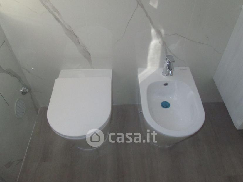 Trilocale in Via Monte Nero 26 — foto 14 di 29